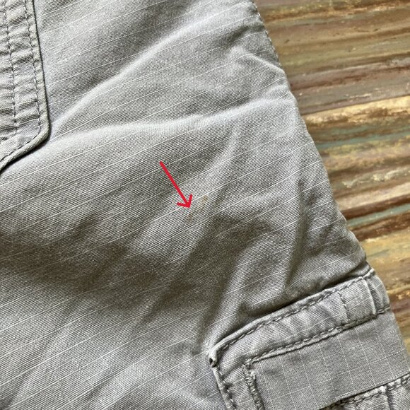 Eddie Bauer Utility Cargo Shorts Grey Ripstop Women's Slightly Curvy Fit - Picture 3 of 6